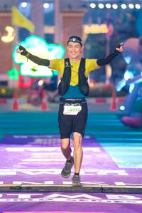 BIB: 10275
                            <button type="button" onclick="openModal(24780732)" class="btn btn-primary btn-sm float-right btn-popup" data-toggle="modal" data-target=".modal-high-quality">
                        <i class="fas fa-shopping-cart"></i> Add to Cart
                    </button>
                                            <button type="button" onclick="isThisMe(24780732, true)" class="btn btn-success btn-sm float-right btn-popup btn-isme hidden" data-toggle="tooltip" data-placement="bottom" title="นี่คือรูปของคุณใช่ไหม คลิกที่นี่เพื่อเอาเข้าอัลบั้ม">
                        <i class="fas fa-plus"></i> Add to album
                    </button>
                    <button type="button" onclick="isThisMe(24780732, false)" class="btn btn-warning btn-sm float-right btn-popup btn-isnotme hidden">
                        <i class="fas fa-ban"></i> Remove from album
                    </button>