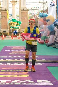 BIB: 105
                            <button type="button" onclick="openModal(24780925)" class="btn btn-primary btn-sm float-right btn-popup" data-toggle="modal" data-target=".modal-high-quality">
                        <i class="fas fa-shopping-cart"></i> Add to Cart
                    </button>
                                            <button type="button" onclick="isThisMe(24780925, true)" class="btn btn-success btn-sm float-right btn-popup btn-isme hidden" data-toggle="tooltip" data-placement="bottom" title="นี่คือรูปของคุณใช่ไหม คลิกที่นี่เพื่อเอาเข้าอัลบั้ม">
                        <i class="fas fa-plus"></i> Add to album
                    </button>
                    <button type="button" onclick="isThisMe(24780925, false)" class="btn btn-warning btn-sm float-right btn-popup btn-isnotme hidden">
                        <i class="fas fa-ban"></i> Remove from album
                    </button>