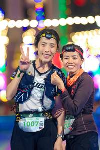 BIB: 100, 007, 173
                            <button type="button" onclick="openModal(24780370)" class="btn btn-primary btn-sm float-right btn-popup" data-toggle="modal" data-target=".modal-high-quality">
                        <i class="fas fa-shopping-cart"></i> Add to Cart
                    </button>
                                            <button type="button" onclick="isThisMe(24780370, true)" class="btn btn-success btn-sm float-right btn-popup btn-isme hidden" data-toggle="tooltip" data-placement="bottom" title="นี่คือรูปของคุณใช่ไหม คลิกที่นี่เพื่อเอาเข้าอัลบั้ม">
                        <i class="fas fa-plus"></i> Add to album
                    </button>
                    <button type="button" onclick="isThisMe(24780370, false)" class="btn btn-warning btn-sm float-right btn-popup btn-isnotme hidden">
                        <i class="fas fa-ban"></i> Remove from album
                    </button>