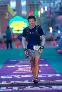 BIB: 1079
                            <button type="button" onclick="openModal(24780785)" class="btn btn-primary btn-sm float-right btn-popup" data-toggle="modal" data-target=".modal-high-quality">
                        <i class="fas fa-shopping-cart"></i> Add to Cart
                    </button>
                                            <button type="button" onclick="isThisMe(24780785, true)" class="btn btn-success btn-sm float-right btn-popup btn-isme hidden" data-toggle="tooltip" data-placement="bottom" title="นี่คือรูปของคุณใช่ไหม คลิกที่นี่เพื่อเอาเข้าอัลบั้ม">
                        <i class="fas fa-plus"></i> Add to album
                    </button>
                    <button type="button" onclick="isThisMe(24780785, false)" class="btn btn-warning btn-sm float-right btn-popup btn-isnotme hidden">
                        <i class="fas fa-ban"></i> Remove from album
                    </button>