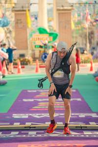 BIB: 900
                            <button type="button" onclick="openModal(24781237)" class="btn btn-primary btn-sm float-right btn-popup" data-toggle="modal" data-target=".modal-high-quality">
                        <i class="fas fa-shopping-cart"></i> Add to Cart
                    </button>
                                            <button type="button" onclick="isThisMe(24781237, true)" class="btn btn-success btn-sm float-right btn-popup btn-isme hidden" data-toggle="tooltip" data-placement="bottom" title="นี่คือรูปของคุณใช่ไหม คลิกที่นี่เพื่อเอาเข้าอัลบั้ม">
                        <i class="fas fa-plus"></i> Add to album
                    </button>
                    <button type="button" onclick="isThisMe(24781237, false)" class="btn btn-warning btn-sm float-right btn-popup btn-isnotme hidden">
                        <i class="fas fa-ban"></i> Remove from album
                    </button>