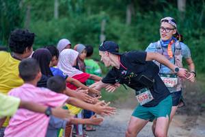 BIB: 5628, 296
                            <button type="button" onclick="openModal(24876283)" class="btn btn-primary btn-sm float-right btn-popup" data-toggle="modal" data-target=".modal-high-quality">
                        <i class="fas fa-shopping-cart"></i> Add to Cart
                    </button>
                                            <button type="button" onclick="isThisMe(24876283, true)" class="btn btn-success btn-sm float-right btn-popup btn-isme hidden" data-toggle="tooltip" data-placement="bottom" title="นี่คือรูปของคุณใช่ไหม คลิกที่นี่เพื่อเอาเข้าอัลบั้ม">
                        <i class="fas fa-plus"></i> Add to album
                    </button>
                    <button type="button" onclick="isThisMe(24876283, false)" class="btn btn-warning btn-sm float-right btn-popup btn-isnotme hidden">
                        <i class="fas fa-ban"></i> Remove from album
                    </button>