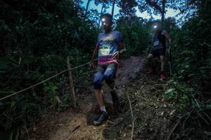 BIB: 003
                            <button type="button" onclick="openModal(24851142)" class="btn btn-primary btn-sm float-right btn-popup" data-toggle="modal" data-target=".modal-high-quality">
                        <i class="fas fa-shopping-cart"></i> Add to Cart
                    </button>
                                            <button type="button" onclick="isThisMe(24851142, true)" class="btn btn-success btn-sm float-right btn-popup btn-isme hidden" data-toggle="tooltip" data-placement="bottom" title="นี่คือรูปของคุณใช่ไหม คลิกที่นี่เพื่อเอาเข้าอัลบั้ม">
                        <i class="fas fa-plus"></i> Add to album
                    </button>
                    <button type="button" onclick="isThisMe(24851142, false)" class="btn btn-warning btn-sm float-right btn-popup btn-isnotme hidden">
                        <i class="fas fa-ban"></i> Remove from album
                    </button>