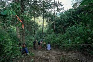 BIB: 
                            <button type="button" onclick="openModal(24856832)" class="btn btn-primary btn-sm float-right btn-popup" data-toggle="modal" data-target=".modal-high-quality">
                        <i class="fas fa-shopping-cart"></i> Add to Cart
                    </button>
                                            <button type="button" onclick="isThisMe(24856832, true)" class="btn btn-success btn-sm float-right btn-popup btn-isme hidden" data-toggle="tooltip" data-placement="bottom" title="นี่คือรูปของคุณใช่ไหม คลิกที่นี่เพื่อเอาเข้าอัลบั้ม">
                        <i class="fas fa-plus"></i> Add to album
                    </button>
                    <button type="button" onclick="isThisMe(24856832, false)" class="btn btn-warning btn-sm float-right btn-popup btn-isnotme hidden">
                        <i class="fas fa-ban"></i> Remove from album
                    </button>