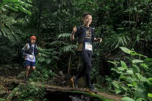 BIB: 5282
                            <button type="button" onclick="openModal(24756550)" class="btn btn-primary btn-sm float-right btn-popup" data-toggle="modal" data-target=".modal-high-quality">
                        <i class="fas fa-shopping-cart"></i> Add to Cart
                    </button>
                                            <button type="button" onclick="isThisMe(24756550, true)" class="btn btn-success btn-sm float-right btn-popup btn-isme hidden" data-toggle="tooltip" data-placement="bottom" title="นี่คือรูปของคุณใช่ไหม คลิกที่นี่เพื่อเอาเข้าอัลบั้ม">
                        <i class="fas fa-plus"></i> Add to album
                    </button>
                    <button type="button" onclick="isThisMe(24756550, false)" class="btn btn-warning btn-sm float-right btn-popup btn-isnotme hidden">
                        <i class="fas fa-ban"></i> Remove from album
                    </button>