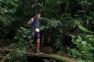 BIB: 560
                            <button type="button" onclick="openModal(24770223)" class="btn btn-primary btn-sm float-right btn-popup" data-toggle="modal" data-target=".modal-high-quality">
                        <i class="fas fa-shopping-cart"></i> Add to Cart
                    </button>
                                            <button type="button" onclick="isThisMe(24770223, true)" class="btn btn-success btn-sm float-right btn-popup btn-isme hidden" data-toggle="tooltip" data-placement="bottom" title="นี่คือรูปของคุณใช่ไหม คลิกที่นี่เพื่อเอาเข้าอัลบั้ม">
                        <i class="fas fa-plus"></i> Add to album
                    </button>
                    <button type="button" onclick="isThisMe(24770223, false)" class="btn btn-warning btn-sm float-right btn-popup btn-isnotme hidden">
                        <i class="fas fa-ban"></i> Remove from album
                    </button>