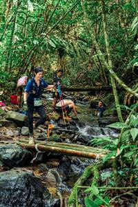 BIB: 106
                            <button type="button" onclick="openModal(24774337)" class="btn btn-primary btn-sm float-right btn-popup" data-toggle="modal" data-target=".modal-high-quality">
                        <i class="fas fa-shopping-cart"></i> Add to Cart
                    </button>
                                            <button type="button" onclick="isThisMe(24774337, true)" class="btn btn-success btn-sm float-right btn-popup btn-isme hidden" data-toggle="tooltip" data-placement="bottom" title="นี่คือรูปของคุณใช่ไหม คลิกที่นี่เพื่อเอาเข้าอัลบั้ม">
                        <i class="fas fa-plus"></i> Add to album
                    </button>
                    <button type="button" onclick="isThisMe(24774337, false)" class="btn btn-warning btn-sm float-right btn-popup btn-isnotme hidden">
                        <i class="fas fa-ban"></i> Remove from album
                    </button>