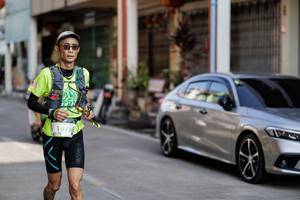 BIB: 1078
                            <button type="button" onclick="openModal(24858985)" class="btn btn-primary btn-sm float-right btn-popup" data-toggle="modal" data-target=".modal-high-quality">
                        <i class="fas fa-shopping-cart"></i> Add to Cart
                    </button>
                                            <button type="button" onclick="isThisMe(24858985, true)" class="btn btn-success btn-sm float-right btn-popup btn-isme hidden" data-toggle="tooltip" data-placement="bottom" title="นี่คือรูปของคุณใช่ไหม คลิกที่นี่เพื่อเอาเข้าอัลบั้ม">
                        <i class="fas fa-plus"></i> Add to album
                    </button>
                    <button type="button" onclick="isThisMe(24858985, false)" class="btn btn-warning btn-sm float-right btn-popup btn-isnotme hidden">
                        <i class="fas fa-ban"></i> Remove from album
                    </button>