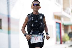 BIB: 140
                            <button type="button" onclick="openModal(24859017)" class="btn btn-primary btn-sm float-right btn-popup" data-toggle="modal" data-target=".modal-high-quality">
                        <i class="fas fa-shopping-cart"></i> Add to Cart
                    </button>
                                            <button type="button" onclick="isThisMe(24859017, true)" class="btn btn-success btn-sm float-right btn-popup btn-isme hidden" data-toggle="tooltip" data-placement="bottom" title="นี่คือรูปของคุณใช่ไหม คลิกที่นี่เพื่อเอาเข้าอัลบั้ม">
                        <i class="fas fa-plus"></i> Add to album
                    </button>
                    <button type="button" onclick="isThisMe(24859017, false)" class="btn btn-warning btn-sm float-right btn-popup btn-isnotme hidden">
                        <i class="fas fa-ban"></i> Remove from album
                    </button>