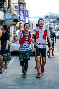 BIB: 5262
                            <button type="button" onclick="openModal(24771994)" class="btn btn-primary btn-sm float-right btn-popup" data-toggle="modal" data-target=".modal-high-quality">
                        <i class="fas fa-shopping-cart"></i> Add to Cart
                    </button>
                                            <button type="button" onclick="isThisMe(24771994, true)" class="btn btn-success btn-sm float-right btn-popup btn-isme hidden" data-toggle="tooltip" data-placement="bottom" title="นี่คือรูปของคุณใช่ไหม คลิกที่นี่เพื่อเอาเข้าอัลบั้ม">
                        <i class="fas fa-plus"></i> Add to album
                    </button>
                    <button type="button" onclick="isThisMe(24771994, false)" class="btn btn-warning btn-sm float-right btn-popup btn-isnotme hidden">
                        <i class="fas fa-ban"></i> Remove from album
                    </button>