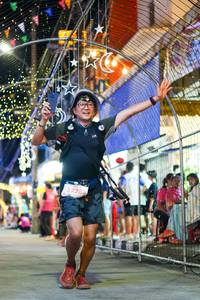 BIB: 5228
                            <button type="button" onclick="openModal(24831281)" class="btn btn-primary btn-sm float-right btn-popup" data-toggle="modal" data-target=".modal-high-quality">
                        <i class="fas fa-shopping-cart"></i> Add to Cart
                    </button>
                                            <button type="button" onclick="isThisMe(24831281, true)" class="btn btn-success btn-sm float-right btn-popup btn-isme hidden" data-toggle="tooltip" data-placement="bottom" title="นี่คือรูปของคุณใช่ไหม คลิกที่นี่เพื่อเอาเข้าอัลบั้ม">
                        <i class="fas fa-plus"></i> Add to album
                    </button>
                    <button type="button" onclick="isThisMe(24831281, false)" class="btn btn-warning btn-sm float-right btn-popup btn-isnotme hidden">
                        <i class="fas fa-ban"></i> Remove from album
                    </button>