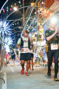 BIB: 5150, 5282
                            <button type="button" onclick="openModal(24831089)" class="btn btn-primary btn-sm float-right btn-popup" data-toggle="modal" data-target=".modal-high-quality">
                        <i class="fas fa-shopping-cart"></i> Add to Cart
                    </button>
                                            <button type="button" onclick="isThisMe(24831089, true)" class="btn btn-success btn-sm float-right btn-popup btn-isme hidden" data-toggle="tooltip" data-placement="bottom" title="นี่คือรูปของคุณใช่ไหม คลิกที่นี่เพื่อเอาเข้าอัลบั้ม">
                        <i class="fas fa-plus"></i> Add to album
                    </button>
                    <button type="button" onclick="isThisMe(24831089, false)" class="btn btn-warning btn-sm float-right btn-popup btn-isnotme hidden">
                        <i class="fas fa-ban"></i> Remove from album
                    </button>