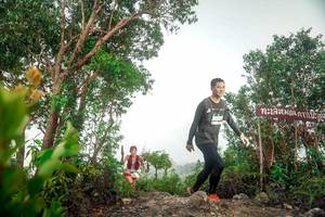 BIB: 
                            <button type="button" onclick="openModal(24890073)" class="btn btn-primary btn-sm float-right btn-popup" data-toggle="modal" data-target=".modal-high-quality">
                        <i class="fas fa-shopping-cart"></i> Add to Cart
                    </button>
                                            <button type="button" onclick="isThisMe(24890073, true)" class="btn btn-success btn-sm float-right btn-popup btn-isme hidden" data-toggle="tooltip" data-placement="bottom" title="นี่คือรูปของคุณใช่ไหม คลิกที่นี่เพื่อเอาเข้าอัลบั้ม">
                        <i class="fas fa-plus"></i> Add to album
                    </button>
                    <button type="button" onclick="isThisMe(24890073, false)" class="btn btn-warning btn-sm float-right btn-popup btn-isnotme hidden">
                        <i class="fas fa-ban"></i> Remove from album
                    </button>