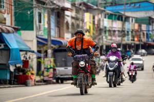 BIB: 
                            <button type="button" onclick="openModal(24746535)" class="btn btn-primary btn-sm float-right btn-popup" data-toggle="modal" data-target=".modal-high-quality">
                        <i class="fas fa-shopping-cart"></i> Add to Cart
                    </button>
                                            <button type="button" onclick="isThisMe(24746535, true)" class="btn btn-success btn-sm float-right btn-popup btn-isme hidden" data-toggle="tooltip" data-placement="bottom" title="นี่คือรูปของคุณใช่ไหม คลิกที่นี่เพื่อเอาเข้าอัลบั้ม">
                        <i class="fas fa-plus"></i> Add to album
                    </button>
                    <button type="button" onclick="isThisMe(24746535, false)" class="btn btn-warning btn-sm float-right btn-popup btn-isnotme hidden">
                        <i class="fas fa-ban"></i> Remove from album
                    </button>