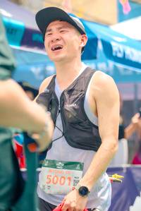 BIB: 5001
                            <button type="button" onclick="openModal(24712849)" class="btn btn-primary btn-sm float-right btn-popup" data-toggle="modal" data-target=".modal-high-quality">
                        <i class="fas fa-shopping-cart"></i> Add to Cart
                    </button>
                                            <button type="button" onclick="isThisMe(24712849, true)" class="btn btn-success btn-sm float-right btn-popup btn-isme hidden" data-toggle="tooltip" data-placement="bottom" title="นี่คือรูปของคุณใช่ไหม คลิกที่นี่เพื่อเอาเข้าอัลบั้ม">
                        <i class="fas fa-plus"></i> Add to album
                    </button>
                    <button type="button" onclick="isThisMe(24712849, false)" class="btn btn-warning btn-sm float-right btn-popup btn-isnotme hidden">
                        <i class="fas fa-ban"></i> Remove from album
                    </button>