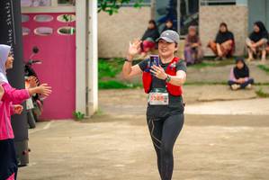 BIB: 100, 5588
                            <button type="button" onclick="openModal(24712545)" class="btn btn-primary btn-sm float-right btn-popup" data-toggle="modal" data-target=".modal-high-quality">
                        <i class="fas fa-shopping-cart"></i> Add to Cart
                    </button>
                                            <button type="button" onclick="isThisMe(24712545, true)" class="btn btn-success btn-sm float-right btn-popup btn-isme hidden" data-toggle="tooltip" data-placement="bottom" title="นี่คือรูปของคุณใช่ไหม คลิกที่นี่เพื่อเอาเข้าอัลบั้ม">
                        <i class="fas fa-plus"></i> Add to album
                    </button>
                    <button type="button" onclick="isThisMe(24712545, false)" class="btn btn-warning btn-sm float-right btn-popup btn-isnotme hidden">
                        <i class="fas fa-ban"></i> Remove from album
                    </button>