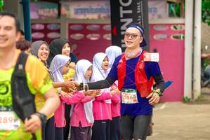 BIB: 289, 5556
                            <button type="button" onclick="openModal(24712184)" class="btn btn-primary btn-sm float-right btn-popup" data-toggle="modal" data-target=".modal-high-quality">
                        <i class="fas fa-shopping-cart"></i> Add to Cart
                    </button>
                                            <button type="button" onclick="isThisMe(24712184, true)" class="btn btn-success btn-sm float-right btn-popup btn-isme hidden" data-toggle="tooltip" data-placement="bottom" title="นี่คือรูปของคุณใช่ไหม คลิกที่นี่เพื่อเอาเข้าอัลบั้ม">
                        <i class="fas fa-plus"></i> Add to album
                    </button>
                    <button type="button" onclick="isThisMe(24712184, false)" class="btn btn-warning btn-sm float-right btn-popup btn-isnotme hidden">
                        <i class="fas fa-ban"></i> Remove from album
                    </button>