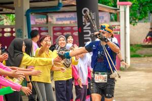 BIB: 5513
                            <button type="button" onclick="openModal(24712620)" class="btn btn-primary btn-sm float-right btn-popup" data-toggle="modal" data-target=".modal-high-quality">
                        <i class="fas fa-shopping-cart"></i> Add to Cart
                    </button>
                                            <button type="button" onclick="isThisMe(24712620, true)" class="btn btn-success btn-sm float-right btn-popup btn-isme hidden" data-toggle="tooltip" data-placement="bottom" title="นี่คือรูปของคุณใช่ไหม คลิกที่นี่เพื่อเอาเข้าอัลบั้ม">
                        <i class="fas fa-plus"></i> Add to album
                    </button>
                    <button type="button" onclick="isThisMe(24712620, false)" class="btn btn-warning btn-sm float-right btn-popup btn-isnotme hidden">
                        <i class="fas fa-ban"></i> Remove from album
                    </button>