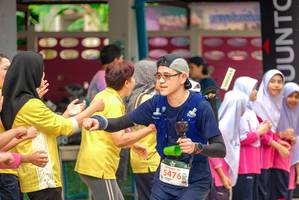 BIB: 5476
                            <button type="button" onclick="openModal(24712177)" class="btn btn-primary btn-sm float-right btn-popup" data-toggle="modal" data-target=".modal-high-quality">
                        <i class="fas fa-shopping-cart"></i> Add to Cart
                    </button>
                                            <button type="button" onclick="isThisMe(24712177, true)" class="btn btn-success btn-sm float-right btn-popup btn-isme hidden" data-toggle="tooltip" data-placement="bottom" title="นี่คือรูปของคุณใช่ไหม คลิกที่นี่เพื่อเอาเข้าอัลบั้ม">
                        <i class="fas fa-plus"></i> Add to album
                    </button>
                    <button type="button" onclick="isThisMe(24712177, false)" class="btn btn-warning btn-sm float-right btn-popup btn-isnotme hidden">
                        <i class="fas fa-ban"></i> Remove from album
                    </button>