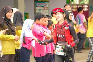 BIB: 540
                            <button type="button" onclick="openModal(24712350)" class="btn btn-primary btn-sm float-right btn-popup" data-toggle="modal" data-target=".modal-high-quality">
                        <i class="fas fa-shopping-cart"></i> Add to Cart
                    </button>
                                            <button type="button" onclick="isThisMe(24712350, true)" class="btn btn-success btn-sm float-right btn-popup btn-isme hidden" data-toggle="tooltip" data-placement="bottom" title="นี่คือรูปของคุณใช่ไหม คลิกที่นี่เพื่อเอาเข้าอัลบั้ม">
                        <i class="fas fa-plus"></i> Add to album
                    </button>
                    <button type="button" onclick="isThisMe(24712350, false)" class="btn btn-warning btn-sm float-right btn-popup btn-isnotme hidden">
                        <i class="fas fa-ban"></i> Remove from album
                    </button>