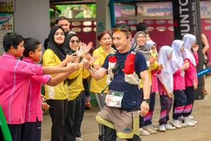 BIB: 5503
                            <button type="button" onclick="openModal(24712392)" class="btn btn-primary btn-sm float-right btn-popup" data-toggle="modal" data-target=".modal-high-quality">
                        <i class="fas fa-shopping-cart"></i> Add to Cart
                    </button>
                                            <button type="button" onclick="isThisMe(24712392, true)" class="btn btn-success btn-sm float-right btn-popup btn-isme hidden" data-toggle="tooltip" data-placement="bottom" title="นี่คือรูปของคุณใช่ไหม คลิกที่นี่เพื่อเอาเข้าอัลบั้ม">
                        <i class="fas fa-plus"></i> Add to album
                    </button>
                    <button type="button" onclick="isThisMe(24712392, false)" class="btn btn-warning btn-sm float-right btn-popup btn-isnotme hidden">
                        <i class="fas fa-ban"></i> Remove from album
                    </button>