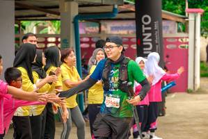 BIB: 5564
                            <button type="button" onclick="openModal(24712399)" class="btn btn-primary btn-sm float-right btn-popup" data-toggle="modal" data-target=".modal-high-quality">
                        <i class="fas fa-shopping-cart"></i> Add to Cart
                    </button>
                                            <button type="button" onclick="isThisMe(24712399, true)" class="btn btn-success btn-sm float-right btn-popup btn-isme hidden" data-toggle="tooltip" data-placement="bottom" title="นี่คือรูปของคุณใช่ไหม คลิกที่นี่เพื่อเอาเข้าอัลบั้ม">
                        <i class="fas fa-plus"></i> Add to album
                    </button>
                    <button type="button" onclick="isThisMe(24712399, false)" class="btn btn-warning btn-sm float-right btn-popup btn-isnotme hidden">
                        <i class="fas fa-ban"></i> Remove from album
                    </button>