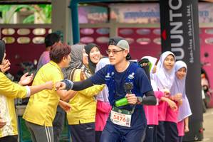 BIB: 5476
                            <button type="button" onclick="openModal(24712173)" class="btn btn-primary btn-sm float-right btn-popup" data-toggle="modal" data-target=".modal-high-quality">
                        <i class="fas fa-shopping-cart"></i> Add to Cart
                    </button>
                                            <button type="button" onclick="isThisMe(24712173, true)" class="btn btn-success btn-sm float-right btn-popup btn-isme hidden" data-toggle="tooltip" data-placement="bottom" title="นี่คือรูปของคุณใช่ไหม คลิกที่นี่เพื่อเอาเข้าอัลบั้ม">
                        <i class="fas fa-plus"></i> Add to album
                    </button>
                    <button type="button" onclick="isThisMe(24712173, false)" class="btn btn-warning btn-sm float-right btn-popup btn-isnotme hidden">
                        <i class="fas fa-ban"></i> Remove from album
                    </button>