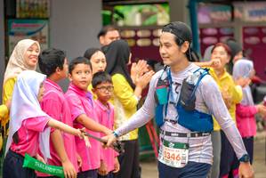 BIB: 5346
                            <button type="button" onclick="openModal(24712111)" class="btn btn-primary btn-sm float-right btn-popup" data-toggle="modal" data-target=".modal-high-quality">
                        <i class="fas fa-shopping-cart"></i> Add to Cart
                    </button>
                                            <button type="button" onclick="isThisMe(24712111, true)" class="btn btn-success btn-sm float-right btn-popup btn-isme hidden" data-toggle="tooltip" data-placement="bottom" title="นี่คือรูปของคุณใช่ไหม คลิกที่นี่เพื่อเอาเข้าอัลบั้ม">
                        <i class="fas fa-plus"></i> Add to album
                    </button>
                    <button type="button" onclick="isThisMe(24712111, false)" class="btn btn-warning btn-sm float-right btn-popup btn-isnotme hidden">
                        <i class="fas fa-ban"></i> Remove from album
                    </button>