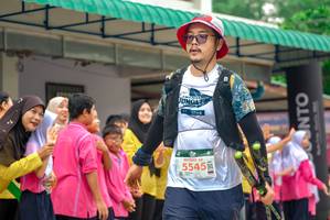 BIB: 5545
                            <button type="button" onclick="openModal(24712502)" class="btn btn-primary btn-sm float-right btn-popup" data-toggle="modal" data-target=".modal-high-quality">
                        <i class="fas fa-shopping-cart"></i> Add to Cart
                    </button>
                                            <button type="button" onclick="isThisMe(24712502, true)" class="btn btn-success btn-sm float-right btn-popup btn-isme hidden" data-toggle="tooltip" data-placement="bottom" title="นี่คือรูปของคุณใช่ไหม คลิกที่นี่เพื่อเอาเข้าอัลบั้ม">
                        <i class="fas fa-plus"></i> Add to album
                    </button>
                    <button type="button" onclick="isThisMe(24712502, false)" class="btn btn-warning btn-sm float-right btn-popup btn-isnotme hidden">
                        <i class="fas fa-ban"></i> Remove from album
                    </button>