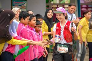 BIB: 5632
                            <button type="button" onclick="openModal(24712533)" class="btn btn-primary btn-sm float-right btn-popup" data-toggle="modal" data-target=".modal-high-quality">
                        <i class="fas fa-shopping-cart"></i> Add to Cart
                    </button>
                                            <button type="button" onclick="isThisMe(24712533, true)" class="btn btn-success btn-sm float-right btn-popup btn-isme hidden" data-toggle="tooltip" data-placement="bottom" title="นี่คือรูปของคุณใช่ไหม คลิกที่นี่เพื่อเอาเข้าอัลบั้ม">
                        <i class="fas fa-plus"></i> Add to album
                    </button>
                    <button type="button" onclick="isThisMe(24712533, false)" class="btn btn-warning btn-sm float-right btn-popup btn-isnotme hidden">
                        <i class="fas fa-ban"></i> Remove from album
                    </button>