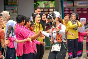 BIB: 531
                            <button type="button" onclick="openModal(24712144)" class="btn btn-primary btn-sm float-right btn-popup" data-toggle="modal" data-target=".modal-high-quality">
                        <i class="fas fa-shopping-cart"></i> Add to Cart
                    </button>
                                            <button type="button" onclick="isThisMe(24712144, true)" class="btn btn-success btn-sm float-right btn-popup btn-isme hidden" data-toggle="tooltip" data-placement="bottom" title="นี่คือรูปของคุณใช่ไหม คลิกที่นี่เพื่อเอาเข้าอัลบั้ม">
                        <i class="fas fa-plus"></i> Add to album
                    </button>
                    <button type="button" onclick="isThisMe(24712144, false)" class="btn btn-warning btn-sm float-right btn-popup btn-isnotme hidden">
                        <i class="fas fa-ban"></i> Remove from album
                    </button>