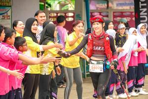 BIB: 5402
                            <button type="button" onclick="openModal(24712351)" class="btn btn-primary btn-sm float-right btn-popup" data-toggle="modal" data-target=".modal-high-quality">
                        <i class="fas fa-shopping-cart"></i> Add to Cart
                    </button>
                                            <button type="button" onclick="isThisMe(24712351, true)" class="btn btn-success btn-sm float-right btn-popup btn-isme hidden" data-toggle="tooltip" data-placement="bottom" title="นี่คือรูปของคุณใช่ไหม คลิกที่นี่เพื่อเอาเข้าอัลบั้ม">
                        <i class="fas fa-plus"></i> Add to album
                    </button>
                    <button type="button" onclick="isThisMe(24712351, false)" class="btn btn-warning btn-sm float-right btn-popup btn-isnotme hidden">
                        <i class="fas fa-ban"></i> Remove from album
                    </button>