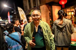 BIB: 
                            <button type="button" onclick="openModal(26525954)" class="btn btn-primary btn-sm float-right btn-popup" data-toggle="modal" data-target=".modal-high-quality">
                        <i class="fas fa-shopping-cart"></i> Add to Cart
                    </button>
                                            <button type="button" onclick="isThisMe(26525954, true)" class="btn btn-success btn-sm float-right btn-popup btn-isme hidden" data-toggle="tooltip" data-placement="bottom" title="นี่คือรูปของคุณใช่ไหม คลิกที่นี่เพื่อเอาเข้าอัลบั้ม">
                        <i class="fas fa-plus"></i> Add to album
                    </button>
                    <button type="button" onclick="isThisMe(26525954, false)" class="btn btn-warning btn-sm float-right btn-popup btn-isnotme hidden">
                        <i class="fas fa-ban"></i> Remove from album
                    </button>