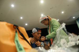 BIB: 
                            <button type="button" onclick="openModal(26526001)" class="btn btn-primary btn-sm float-right btn-popup" data-toggle="modal" data-target=".modal-high-quality">
                        <i class="fas fa-shopping-cart"></i> Add to Cart
                    </button>
                                            <button type="button" onclick="isThisMe(26526001, true)" class="btn btn-success btn-sm float-right btn-popup btn-isme hidden" data-toggle="tooltip" data-placement="bottom" title="นี่คือรูปของคุณใช่ไหม คลิกที่นี่เพื่อเอาเข้าอัลบั้ม">
                        <i class="fas fa-plus"></i> Add to album
                    </button>
                    <button type="button" onclick="isThisMe(26526001, false)" class="btn btn-warning btn-sm float-right btn-popup btn-isnotme hidden">
                        <i class="fas fa-ban"></i> Remove from album
                    </button>