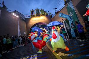 BIB: 
                            <button type="button" onclick="openModal(26526064)" class="btn btn-primary btn-sm float-right btn-popup" data-toggle="modal" data-target=".modal-high-quality">
                        <i class="fas fa-shopping-cart"></i> Add to Cart
                    </button>
                                            <button type="button" onclick="isThisMe(26526064, true)" class="btn btn-success btn-sm float-right btn-popup btn-isme hidden" data-toggle="tooltip" data-placement="bottom" title="นี่คือรูปของคุณใช่ไหม คลิกที่นี่เพื่อเอาเข้าอัลบั้ม">
                        <i class="fas fa-plus"></i> Add to album
                    </button>
                    <button type="button" onclick="isThisMe(26526064, false)" class="btn btn-warning btn-sm float-right btn-popup btn-isnotme hidden">
                        <i class="fas fa-ban"></i> Remove from album
                    </button>