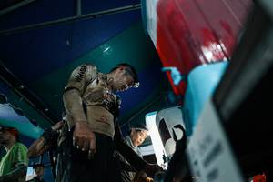 BIB: 
                            <button type="button" onclick="openModal(26525915)" class="btn btn-primary btn-sm float-right btn-popup" data-toggle="modal" data-target=".modal-high-quality">
                        <i class="fas fa-shopping-cart"></i> Add to Cart
                    </button>
                                            <button type="button" onclick="isThisMe(26525915, true)" class="btn btn-success btn-sm float-right btn-popup btn-isme hidden" data-toggle="tooltip" data-placement="bottom" title="นี่คือรูปของคุณใช่ไหม คลิกที่นี่เพื่อเอาเข้าอัลบั้ม">
                        <i class="fas fa-plus"></i> Add to album
                    </button>
                    <button type="button" onclick="isThisMe(26525915, false)" class="btn btn-warning btn-sm float-right btn-popup btn-isnotme hidden">
                        <i class="fas fa-ban"></i> Remove from album
                    </button>