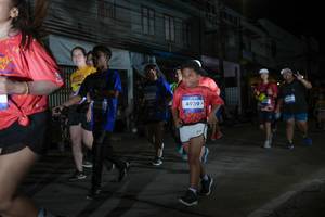 BIB: 
                            <button type="button" onclick="openModal(26219501)" class="btn btn-primary btn-sm float-right btn-popup" data-toggle="modal" data-target=".modal-high-quality">
                        <i class="fas fa-shopping-cart"></i> Add to Cart
                    </button>
                                            <button type="button" onclick="isThisMe(26219501, true)" class="btn btn-success btn-sm float-right btn-popup btn-isme hidden" data-toggle="tooltip" data-placement="bottom" title="นี่คือรูปของคุณใช่ไหม คลิกที่นี่เพื่อเอาเข้าอัลบั้ม">
                        <i class="fas fa-plus"></i> Add to album
                    </button>
                    <button type="button" onclick="isThisMe(26219501, false)" class="btn btn-warning btn-sm float-right btn-popup btn-isnotme hidden">
                        <i class="fas fa-ban"></i> Remove from album
                    </button>