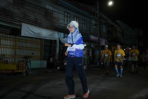 BIB: 
                            <button type="button" onclick="openModal(26219056)" class="btn btn-primary btn-sm float-right btn-popup" data-toggle="modal" data-target=".modal-high-quality">
                        <i class="fas fa-shopping-cart"></i> Add to Cart
                    </button>
                                            <button type="button" onclick="isThisMe(26219056, true)" class="btn btn-success btn-sm float-right btn-popup btn-isme hidden" data-toggle="tooltip" data-placement="bottom" title="นี่คือรูปของคุณใช่ไหม คลิกที่นี่เพื่อเอาเข้าอัลบั้ม">
                        <i class="fas fa-plus"></i> Add to album
                    </button>
                    <button type="button" onclick="isThisMe(26219056, false)" class="btn btn-warning btn-sm float-right btn-popup btn-isnotme hidden">
                        <i class="fas fa-ban"></i> Remove from album
                    </button>