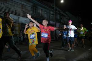 BIB: 
                            <button type="button" onclick="openModal(26217195)" class="btn btn-primary btn-sm float-right btn-popup" data-toggle="modal" data-target=".modal-high-quality">
                        <i class="fas fa-shopping-cart"></i> Add to Cart
                    </button>
                                            <button type="button" onclick="isThisMe(26217195, true)" class="btn btn-success btn-sm float-right btn-popup btn-isme hidden" data-toggle="tooltip" data-placement="bottom" title="นี่คือรูปของคุณใช่ไหม คลิกที่นี่เพื่อเอาเข้าอัลบั้ม">
                        <i class="fas fa-plus"></i> Add to album
                    </button>
                    <button type="button" onclick="isThisMe(26217195, false)" class="btn btn-warning btn-sm float-right btn-popup btn-isnotme hidden">
                        <i class="fas fa-ban"></i> Remove from album
                    </button>