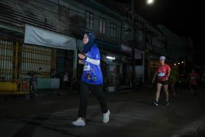 BIB: 
                            <button type="button" onclick="openModal(26217534)" class="btn btn-primary btn-sm float-right btn-popup" data-toggle="modal" data-target=".modal-high-quality">
                        <i class="fas fa-shopping-cart"></i> Add to Cart
                    </button>
                                            <button type="button" onclick="isThisMe(26217534, true)" class="btn btn-success btn-sm float-right btn-popup btn-isme hidden" data-toggle="tooltip" data-placement="bottom" title="นี่คือรูปของคุณใช่ไหม คลิกที่นี่เพื่อเอาเข้าอัลบั้ม">
                        <i class="fas fa-plus"></i> Add to album
                    </button>
                    <button type="button" onclick="isThisMe(26217534, false)" class="btn btn-warning btn-sm float-right btn-popup btn-isnotme hidden">
                        <i class="fas fa-ban"></i> Remove from album
                    </button>