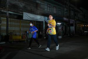 BIB: 
                            <button type="button" onclick="openModal(26219011)" class="btn btn-primary btn-sm float-right btn-popup" data-toggle="modal" data-target=".modal-high-quality">
                        <i class="fas fa-shopping-cart"></i> Add to Cart
                    </button>
                                            <button type="button" onclick="isThisMe(26219011, true)" class="btn btn-success btn-sm float-right btn-popup btn-isme hidden" data-toggle="tooltip" data-placement="bottom" title="นี่คือรูปของคุณใช่ไหม คลิกที่นี่เพื่อเอาเข้าอัลบั้ม">
                        <i class="fas fa-plus"></i> Add to album
                    </button>
                    <button type="button" onclick="isThisMe(26219011, false)" class="btn btn-warning btn-sm float-right btn-popup btn-isnotme hidden">
                        <i class="fas fa-ban"></i> Remove from album
                    </button>