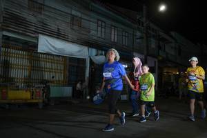 BIB: 
                            <button type="button" onclick="openModal(26219044)" class="btn btn-primary btn-sm float-right btn-popup" data-toggle="modal" data-target=".modal-high-quality">
                        <i class="fas fa-shopping-cart"></i> Add to Cart
                    </button>
                                            <button type="button" onclick="isThisMe(26219044, true)" class="btn btn-success btn-sm float-right btn-popup btn-isme hidden" data-toggle="tooltip" data-placement="bottom" title="นี่คือรูปของคุณใช่ไหม คลิกที่นี่เพื่อเอาเข้าอัลบั้ม">
                        <i class="fas fa-plus"></i> Add to album
                    </button>
                    <button type="button" onclick="isThisMe(26219044, false)" class="btn btn-warning btn-sm float-right btn-popup btn-isnotme hidden">
                        <i class="fas fa-ban"></i> Remove from album
                    </button>