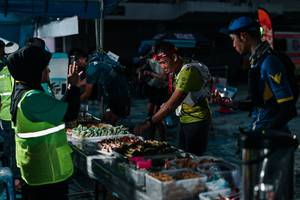 BIB: 
                            <button type="button" onclick="openModal(26459131)" class="btn btn-primary btn-sm float-right btn-popup" data-toggle="modal" data-target=".modal-high-quality">
                        <i class="fas fa-shopping-cart"></i> Add to Cart
                    </button>
                                            <button type="button" onclick="isThisMe(26459131, true)" class="btn btn-success btn-sm float-right btn-popup btn-isme hidden" data-toggle="tooltip" data-placement="bottom" title="นี่คือรูปของคุณใช่ไหม คลิกที่นี่เพื่อเอาเข้าอัลบั้ม">
                        <i class="fas fa-plus"></i> Add to album
                    </button>
                    <button type="button" onclick="isThisMe(26459131, false)" class="btn btn-warning btn-sm float-right btn-popup btn-isnotme hidden">
                        <i class="fas fa-ban"></i> Remove from album
                    </button>