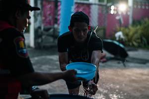 BIB: 
                            <button type="button" onclick="openModal(26459396)" class="btn btn-primary btn-sm float-right btn-popup" data-toggle="modal" data-target=".modal-high-quality">
                        <i class="fas fa-shopping-cart"></i> Add to Cart
                    </button>
                                            <button type="button" onclick="isThisMe(26459396, true)" class="btn btn-success btn-sm float-right btn-popup btn-isme hidden" data-toggle="tooltip" data-placement="bottom" title="นี่คือรูปของคุณใช่ไหม คลิกที่นี่เพื่อเอาเข้าอัลบั้ม">
                        <i class="fas fa-plus"></i> Add to album
                    </button>
                    <button type="button" onclick="isThisMe(26459396, false)" class="btn btn-warning btn-sm float-right btn-popup btn-isnotme hidden">
                        <i class="fas fa-ban"></i> Remove from album
                    </button>