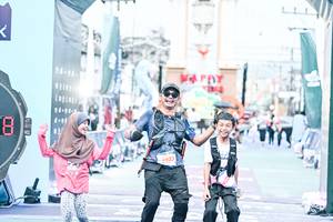 BIB: 
                            <button type="button" onclick="openModal(26472456)" class="btn btn-primary btn-sm float-right btn-popup" data-toggle="modal" data-target=".modal-high-quality">
                        <i class="fas fa-shopping-cart"></i> Add to Cart
                    </button>
                                            <button type="button" onclick="isThisMe(26472456, true)" class="btn btn-success btn-sm float-right btn-popup btn-isme hidden" data-toggle="tooltip" data-placement="bottom" title="นี่คือรูปของคุณใช่ไหม คลิกที่นี่เพื่อเอาเข้าอัลบั้ม">
                        <i class="fas fa-plus"></i> Add to album
                    </button>
                    <button type="button" onclick="isThisMe(26472456, false)" class="btn btn-warning btn-sm float-right btn-popup btn-isnotme hidden">
                        <i class="fas fa-ban"></i> Remove from album
                    </button>