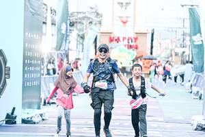 BIB: 
                            <button type="button" onclick="openModal(26472452)" class="btn btn-primary btn-sm float-right btn-popup" data-toggle="modal" data-target=".modal-high-quality">
                        <i class="fas fa-shopping-cart"></i> Add to Cart
                    </button>
                                            <button type="button" onclick="isThisMe(26472452, true)" class="btn btn-success btn-sm float-right btn-popup btn-isme hidden" data-toggle="tooltip" data-placement="bottom" title="นี่คือรูปของคุณใช่ไหม คลิกที่นี่เพื่อเอาเข้าอัลบั้ม">
                        <i class="fas fa-plus"></i> Add to album
                    </button>
                    <button type="button" onclick="isThisMe(26472452, false)" class="btn btn-warning btn-sm float-right btn-popup btn-isnotme hidden">
                        <i class="fas fa-ban"></i> Remove from album
                    </button>