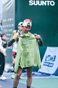 BIB: 
                            <button type="button" onclick="openModal(26471472)" class="btn btn-primary btn-sm float-right btn-popup" data-toggle="modal" data-target=".modal-high-quality">
                        <i class="fas fa-shopping-cart"></i> Add to Cart
                    </button>
                                            <button type="button" onclick="isThisMe(26471472, true)" class="btn btn-success btn-sm float-right btn-popup btn-isme hidden" data-toggle="tooltip" data-placement="bottom" title="นี่คือรูปของคุณใช่ไหม คลิกที่นี่เพื่อเอาเข้าอัลบั้ม">
                        <i class="fas fa-plus"></i> Add to album
                    </button>
                    <button type="button" onclick="isThisMe(26471472, false)" class="btn btn-warning btn-sm float-right btn-popup btn-isnotme hidden">
                        <i class="fas fa-ban"></i> Remove from album
                    </button>