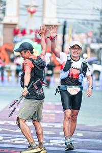 BIB: 
                            <button type="button" onclick="openModal(26473017)" class="btn btn-primary btn-sm float-right btn-popup" data-toggle="modal" data-target=".modal-high-quality">
                        <i class="fas fa-shopping-cart"></i> Add to Cart
                    </button>
                                            <button type="button" onclick="isThisMe(26473017, true)" class="btn btn-success btn-sm float-right btn-popup btn-isme hidden" data-toggle="tooltip" data-placement="bottom" title="นี่คือรูปของคุณใช่ไหม คลิกที่นี่เพื่อเอาเข้าอัลบั้ม">
                        <i class="fas fa-plus"></i> Add to album
                    </button>
                    <button type="button" onclick="isThisMe(26473017, false)" class="btn btn-warning btn-sm float-right btn-popup btn-isnotme hidden">
                        <i class="fas fa-ban"></i> Remove from album
                    </button>