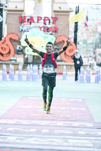 BIB: 
                            <button type="button" onclick="openModal(26471877)" class="btn btn-primary btn-sm float-right btn-popup" data-toggle="modal" data-target=".modal-high-quality">
                        <i class="fas fa-shopping-cart"></i> Add to Cart
                    </button>
                                            <button type="button" onclick="isThisMe(26471877, true)" class="btn btn-success btn-sm float-right btn-popup btn-isme hidden" data-toggle="tooltip" data-placement="bottom" title="นี่คือรูปของคุณใช่ไหม คลิกที่นี่เพื่อเอาเข้าอัลบั้ม">
                        <i class="fas fa-plus"></i> Add to album
                    </button>
                    <button type="button" onclick="isThisMe(26471877, false)" class="btn btn-warning btn-sm float-right btn-popup btn-isnotme hidden">
                        <i class="fas fa-ban"></i> Remove from album
                    </button>