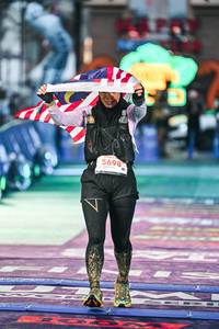 BIB: 
                            <button type="button" onclick="openModal(26474319)" class="btn btn-primary btn-sm float-right btn-popup" data-toggle="modal" data-target=".modal-high-quality">
                        <i class="fas fa-shopping-cart"></i> Add to Cart
                    </button>
                                            <button type="button" onclick="isThisMe(26474319, true)" class="btn btn-success btn-sm float-right btn-popup btn-isme hidden" data-toggle="tooltip" data-placement="bottom" title="นี่คือรูปของคุณใช่ไหม คลิกที่นี่เพื่อเอาเข้าอัลบั้ม">
                        <i class="fas fa-plus"></i> Add to album
                    </button>
                    <button type="button" onclick="isThisMe(26474319, false)" class="btn btn-warning btn-sm float-right btn-popup btn-isnotme hidden">
                        <i class="fas fa-ban"></i> Remove from album
                    </button>